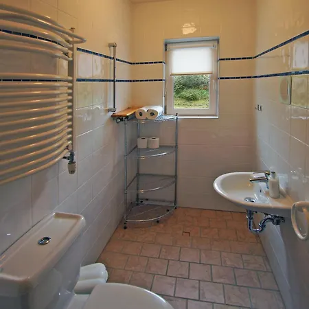 Holiday home 3 Bed In Inch Oc-i444